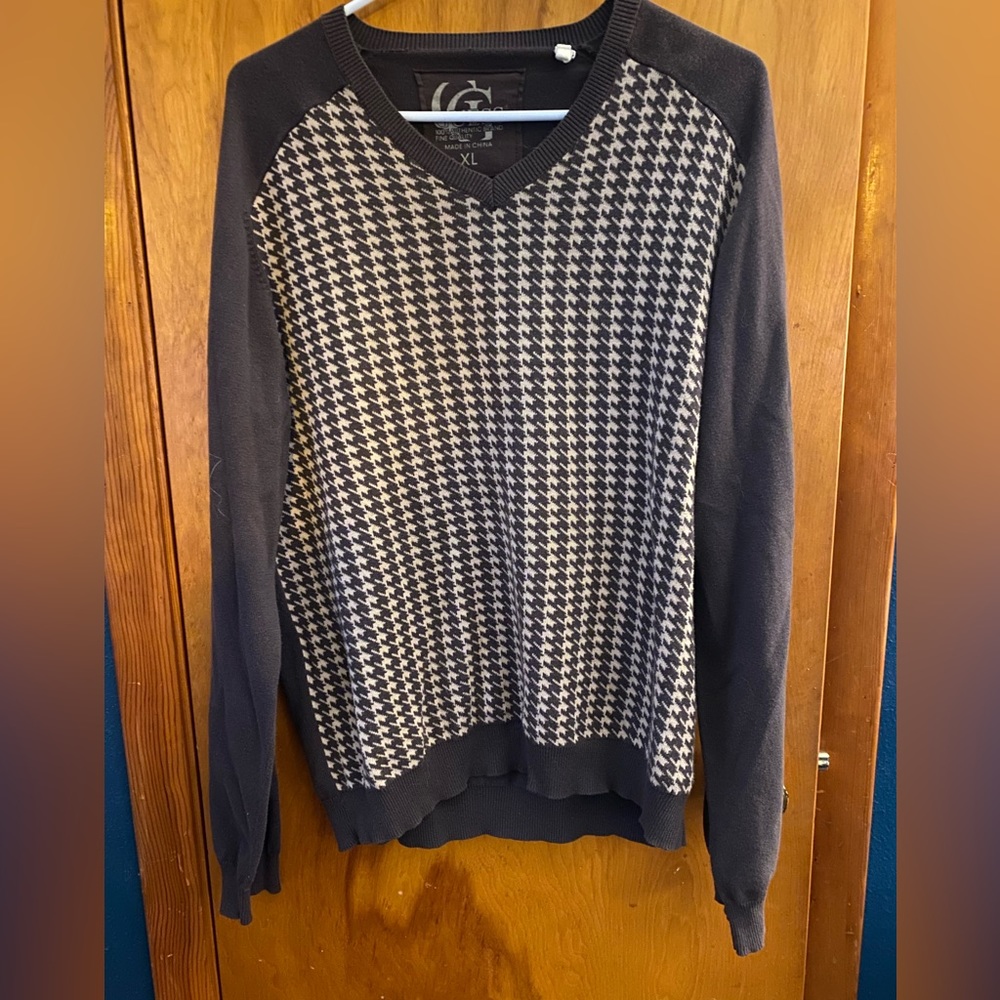 Guess sweater